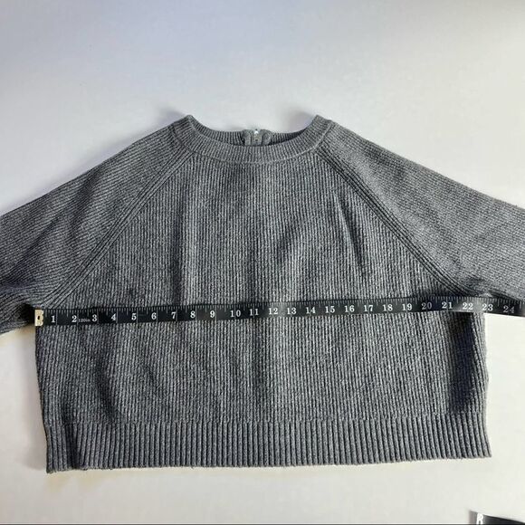 ZARA Womens Small Viscose Knit Crop Gray Sweater Zip In Back - Picture 7 of 13